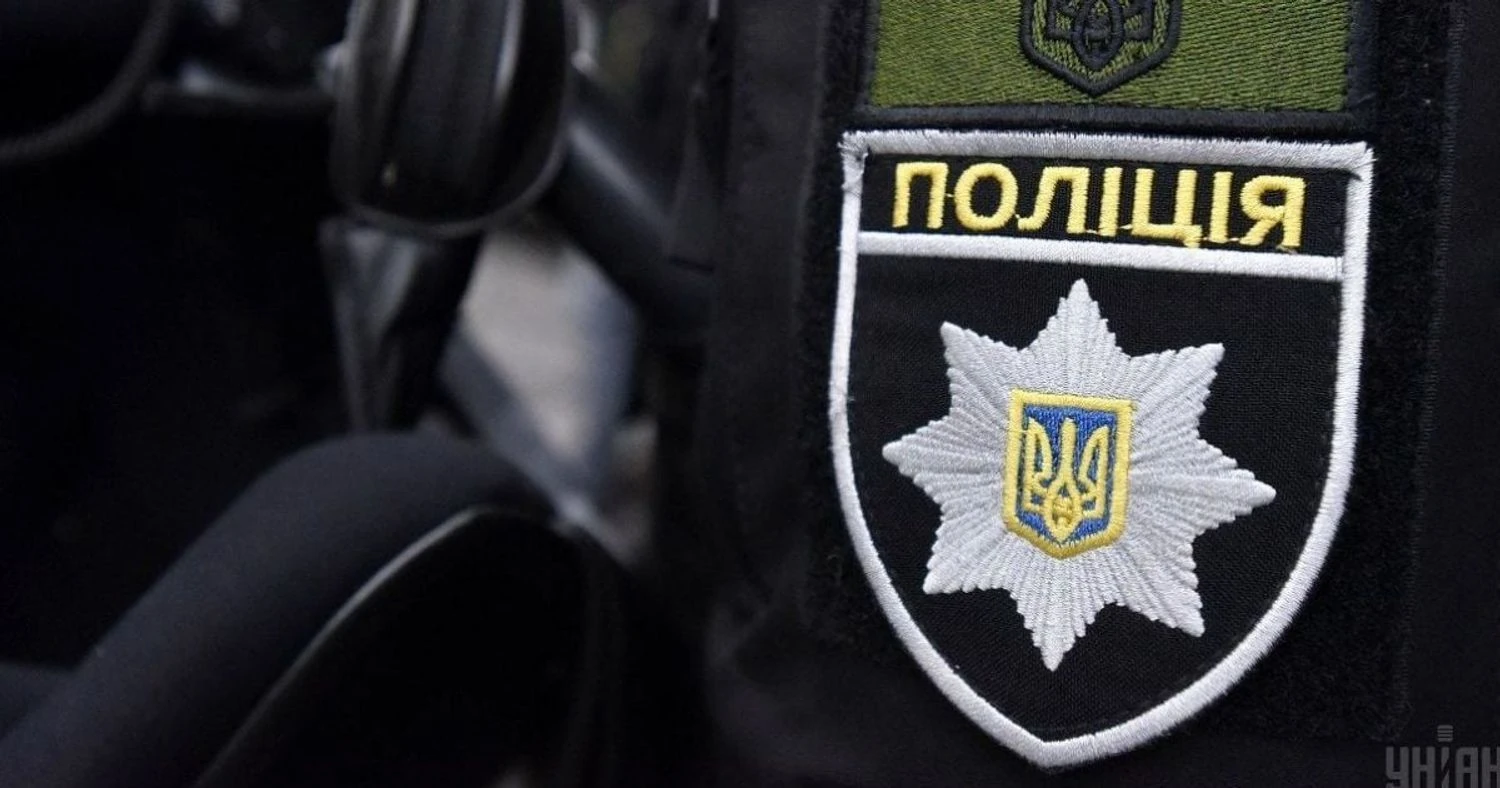На Дніпропетровщині дворічна дитина вистрелила собі в голову з травматичного пістолета