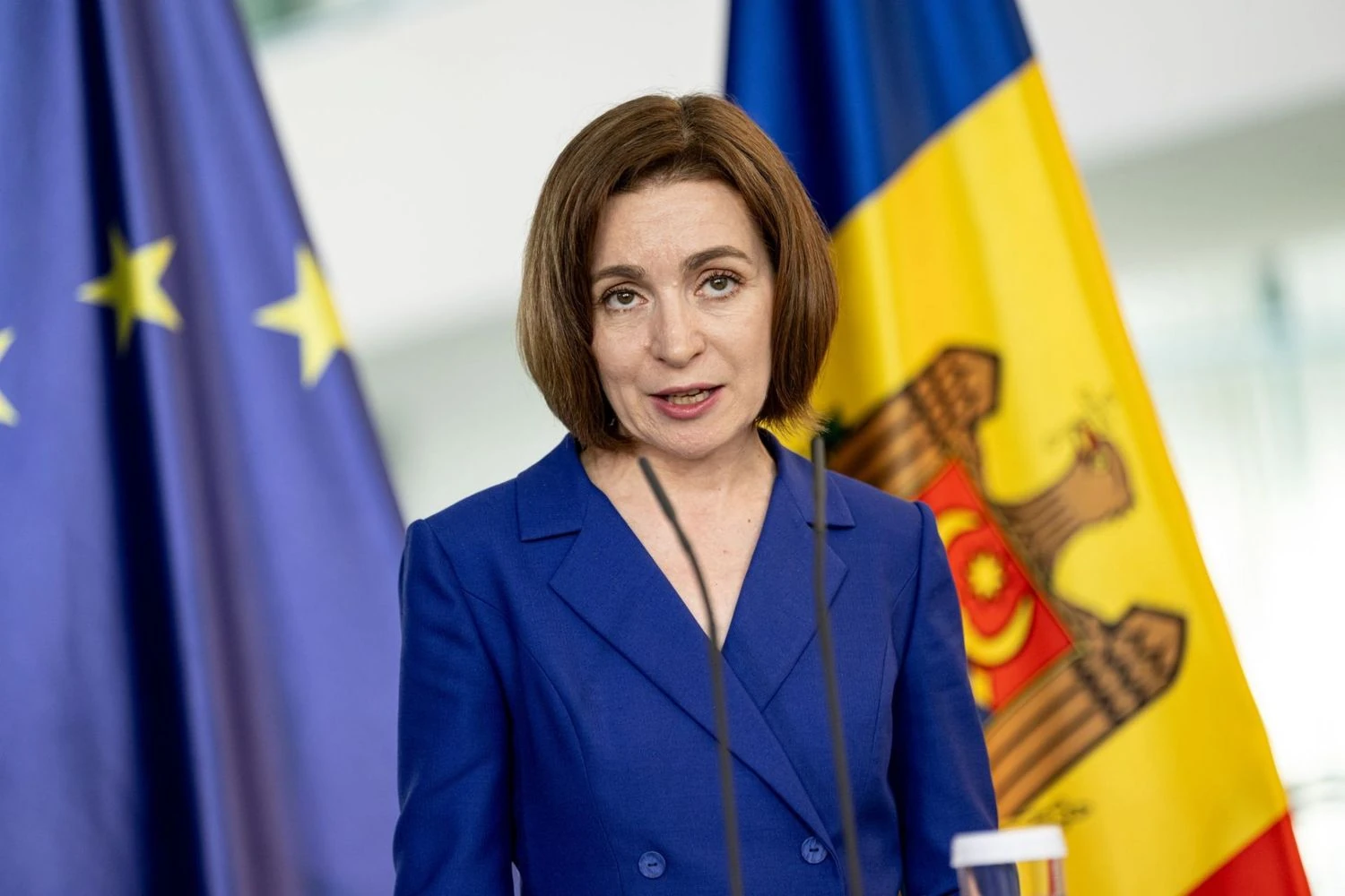 Санду: росія використовує священиків та ботів для впливу на вибори в Молдові