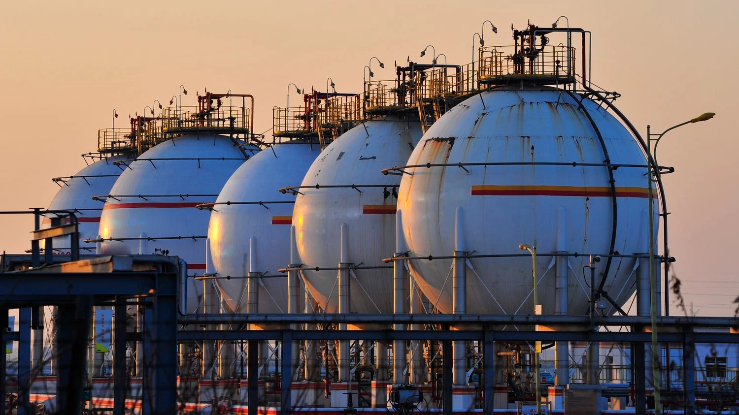 Європейські газові трейдери вже роблять ставки на стрибок цін наступного літа - Bloomberg