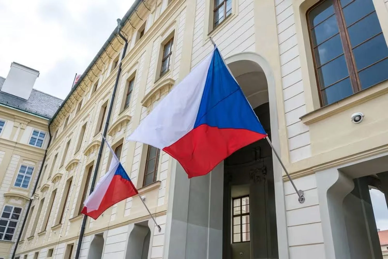 Чехія заборонила в’їзд російським дипломатам, які не мають акредитації