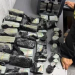 Жінка намагалась вивезти з України майже мільйон доларів готівки під капотом авто