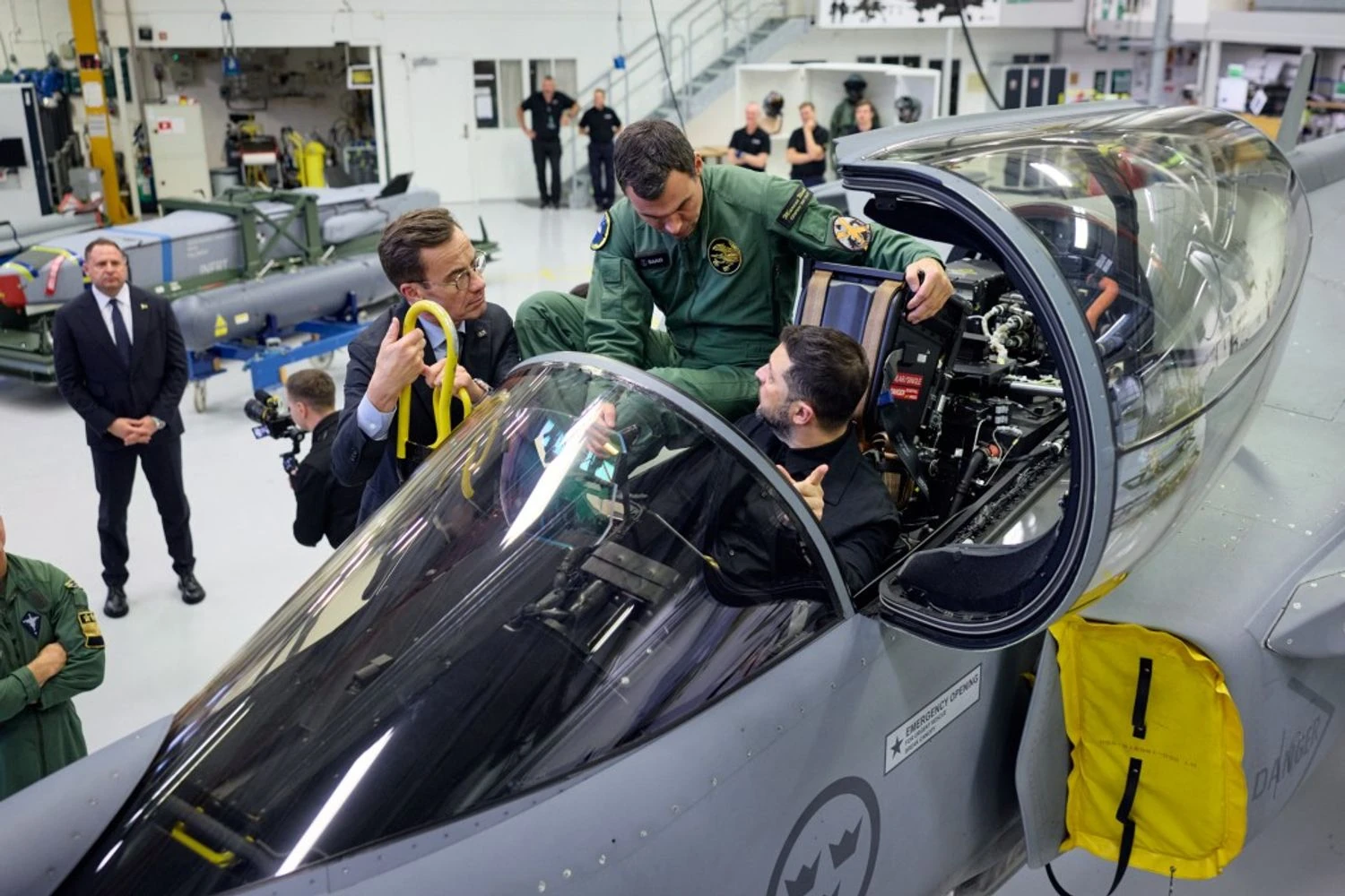 Швеція не виключає оплату винищувачів Gripen для України за рахунок заморожених активів рф