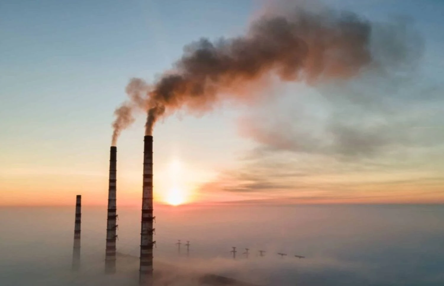 Попит на нафту й газ, без істотних змін, зростатиме десятиліттями: зниження CO₂ теж не передбачається – МЕА