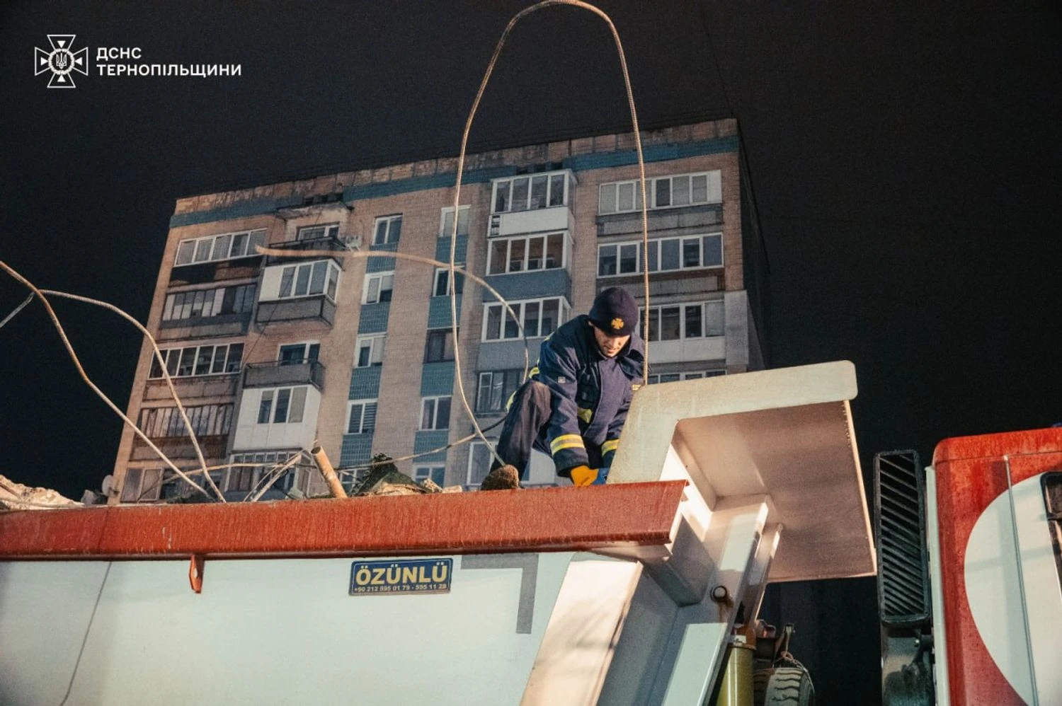 У Тернополі завершились пошуково-рятувальні роботи після масованої атаки рф: 6 людей вважаються зниклими безвісти