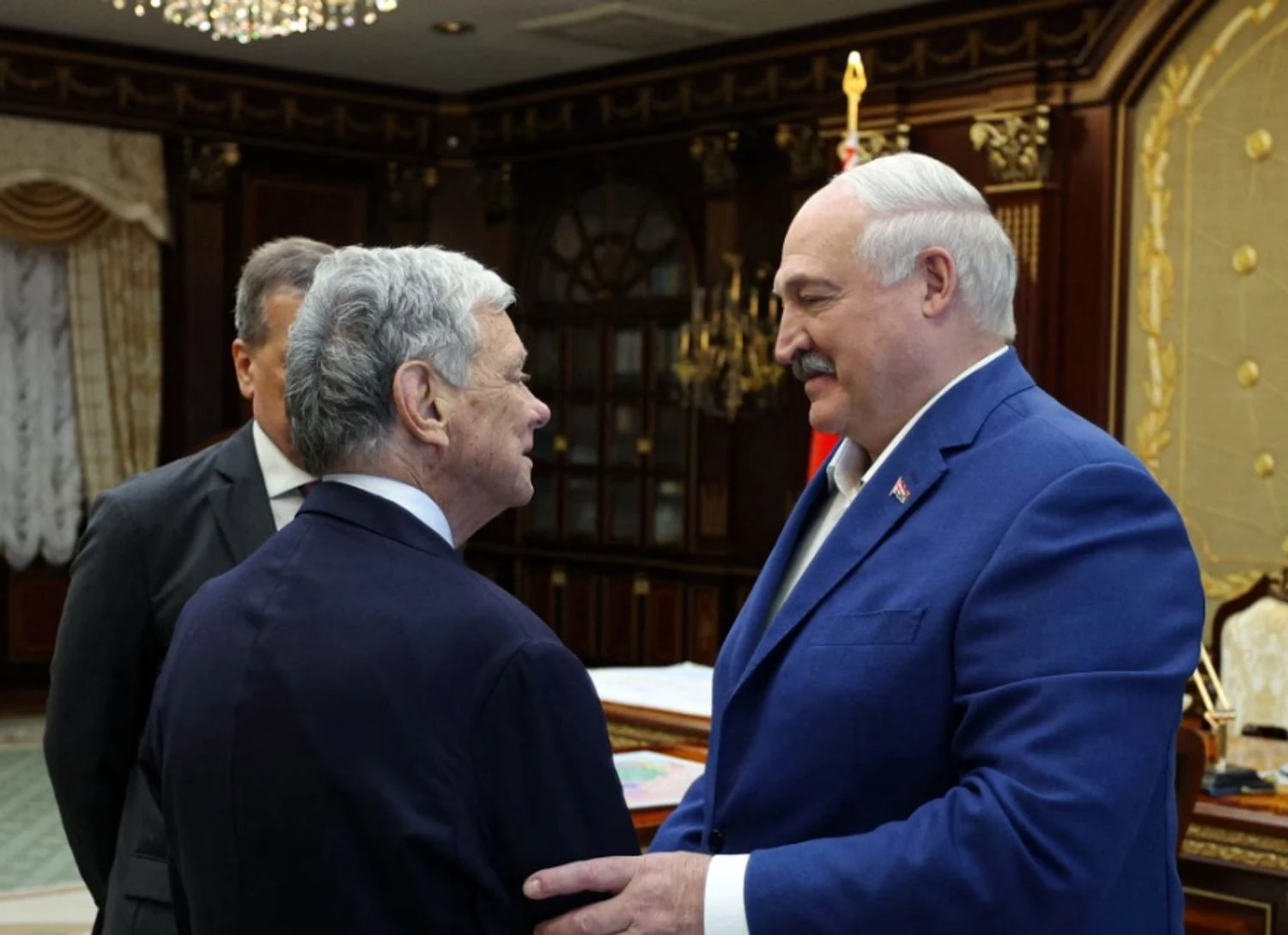 Препарат для схуднення та зняття санкцій: Трамп знайшов підхід до лукашенка через