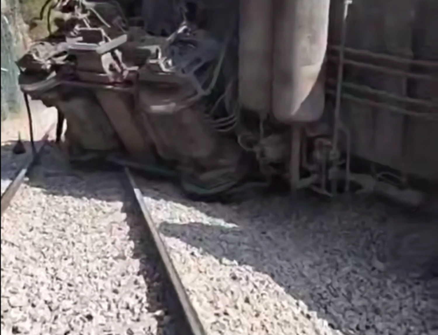 Потяг зійшов з рейок у Мексиці: 13 загиблих та 98 поранених