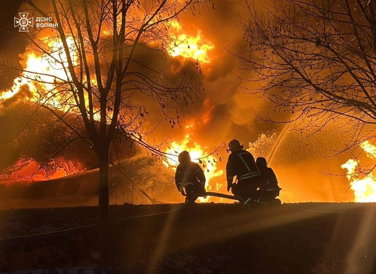 “Якщо удари не припиняються навіть на новорічні свята”: Зеленський відреагував на атаку рф і розраховує на домовлене з Америкою для захисту