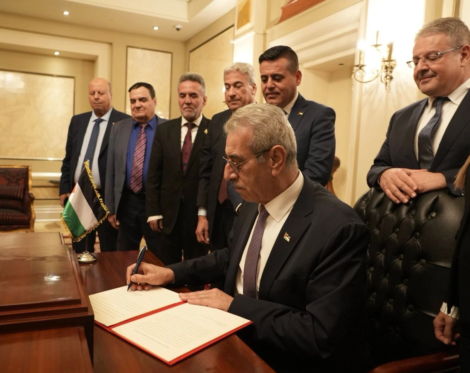 Керівник комітету з управління Газою Алі Шаат офіційно почав виконання обов