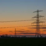 Енергосистема працює цілісно, після критичної інфраструктури на черзі - повернення світла людям, але у низці областей досі аварійні відключення - Шмигаль