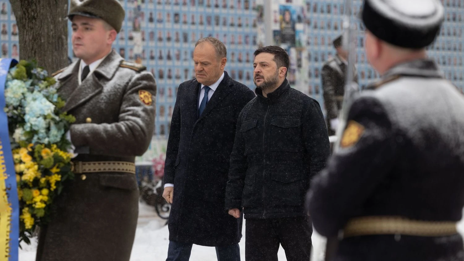 Зеленський зустрівся з Туском: вшанували пам