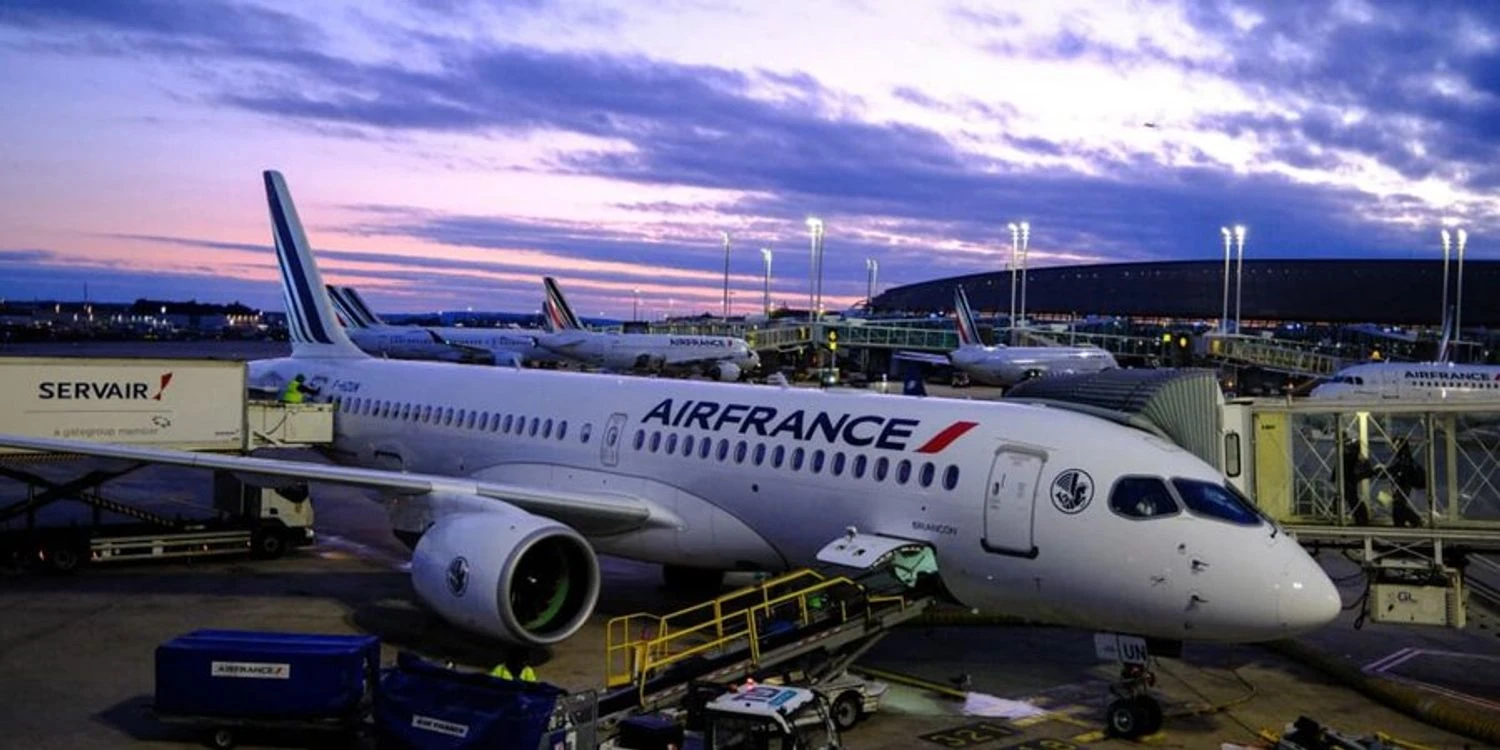 Великі авіакомпанії масово скасовують рейси до Близького Сходу через ситуацію в регіоні