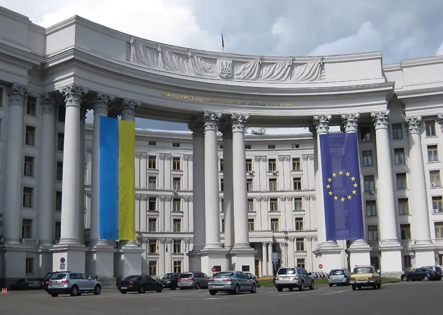 МЗС: дії угорських силовиків щодо українських інкасаторів можуть бути прирівняні до тортур