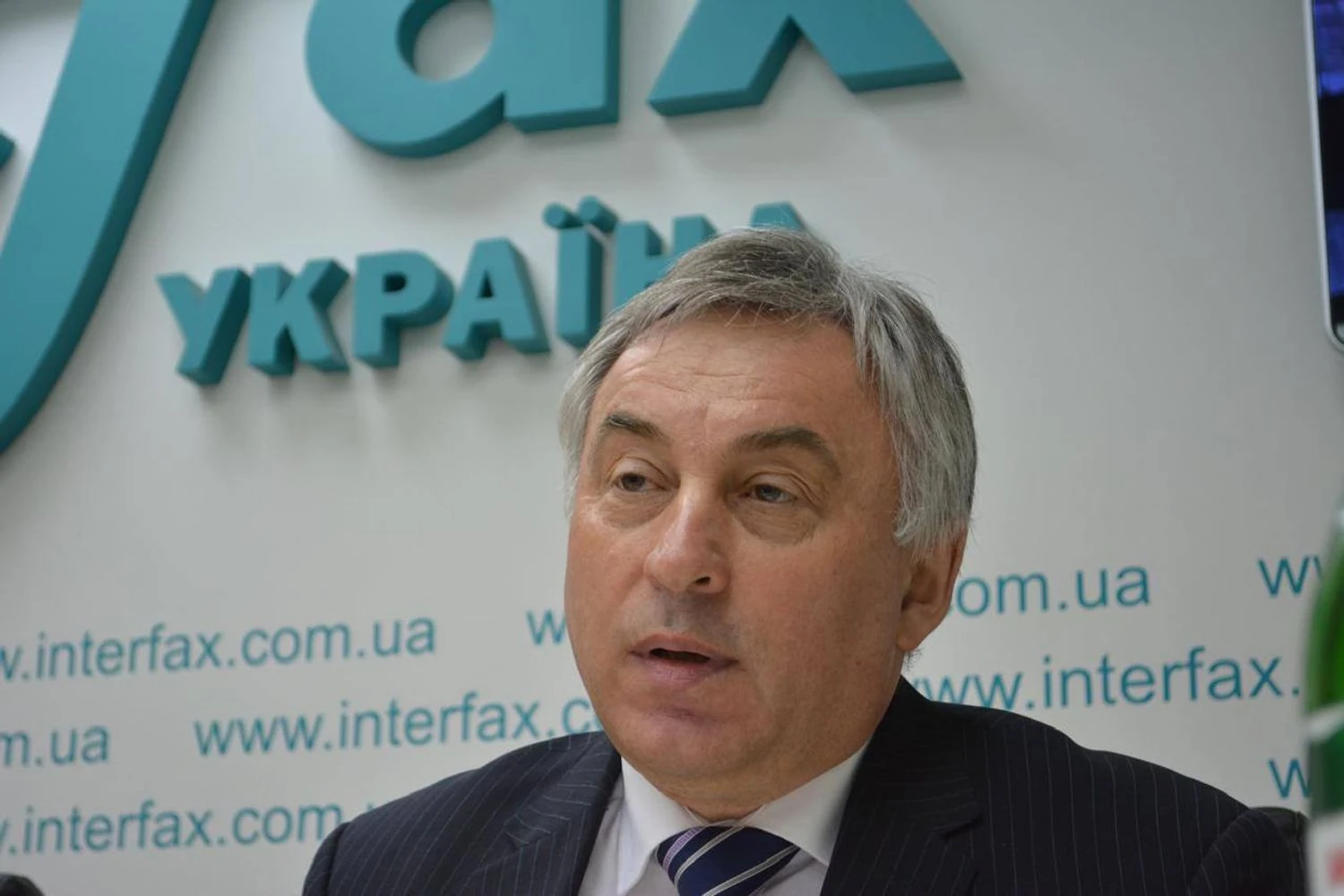 "Націнка за прапор України". В "Українській авіатранспортній асоціації" розповіли про умови роботи українських авіакомпаній за кордоном