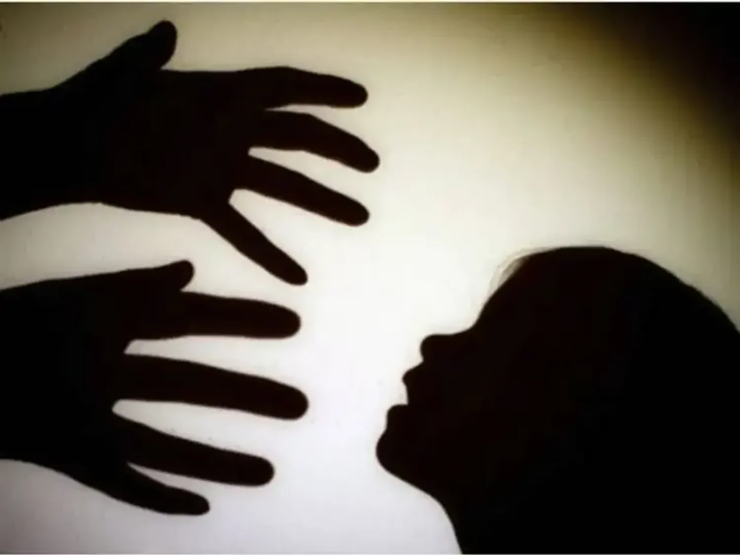 Всесвітній день боротьби з сексуальним насильством над дітьми – як захистити дитину і розпізнати небезпеку