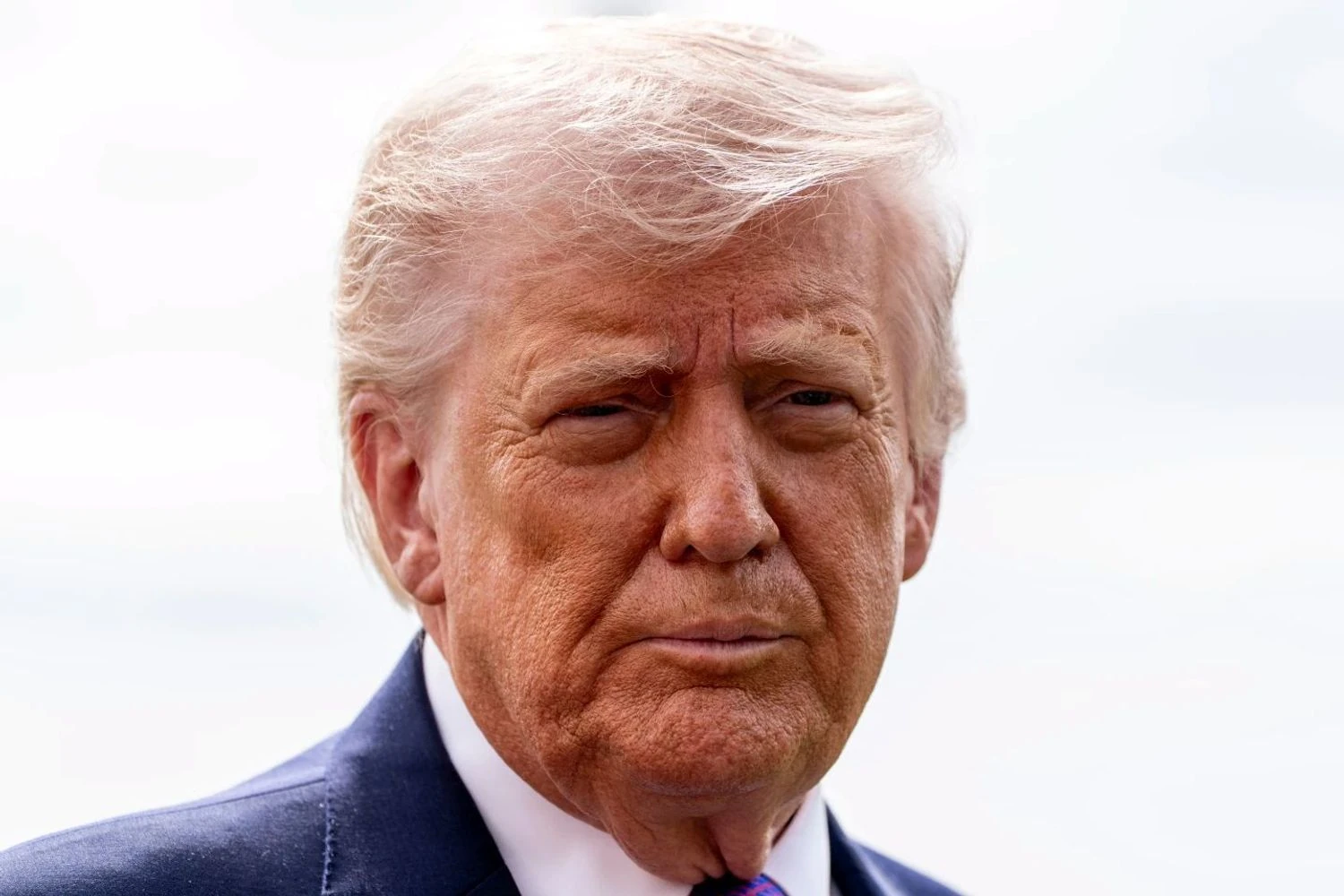 Радники Трампа просять рідше давати інтерв’ю через суперечливі заяви – WSJ