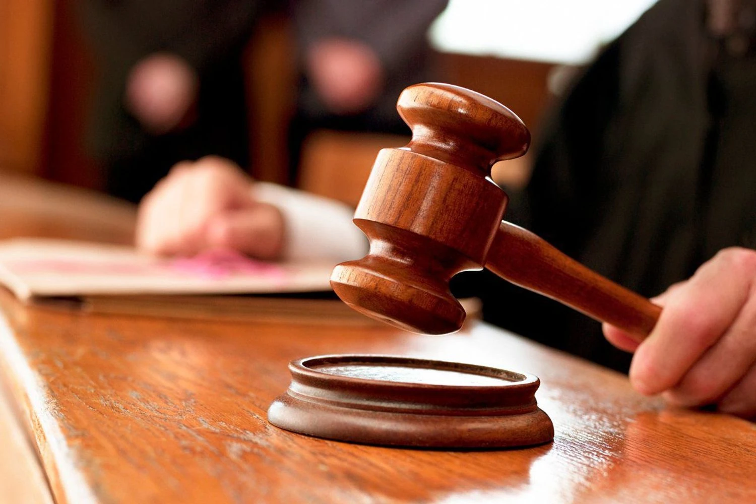 Смерть пацієнта в клініці Odrex: які методи застосовують обвинувачені аби затягнути розгляд справи у суді