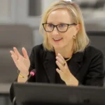 Джулі Девіс залишає посаду посла США в Україні - ЗМІ