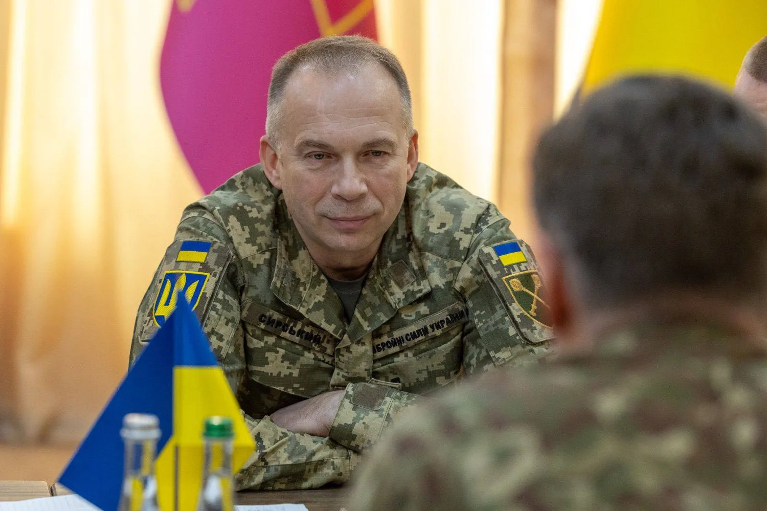 Треба докласти максимум зусиль для захисту об'єктів в Україні від повітряних атак рф - Сирський