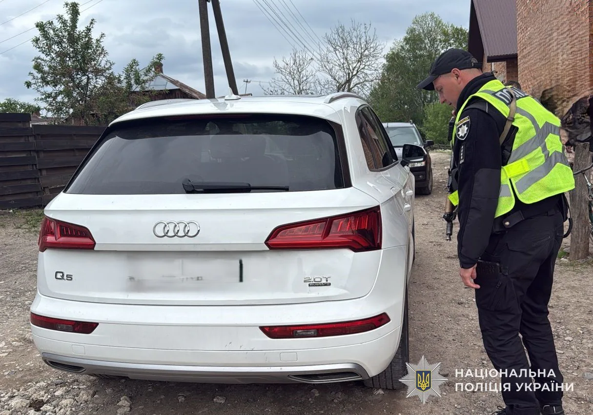 На Львівщині чоловік під час конфлікту вистрілив у авто опонента
