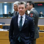 "Де ще в Європі ми можемо знайти 110 бригад?": Швеція підтримала шлях України в НАТО Пол Йонсон заявив, що Україна зміцнить НАТО завдяки 110 бригадам та інноваційній промисловості. Швеція підтримує вступ країни до
альянсу та ЄС.Політика • 15:30 • 3756 перегляди