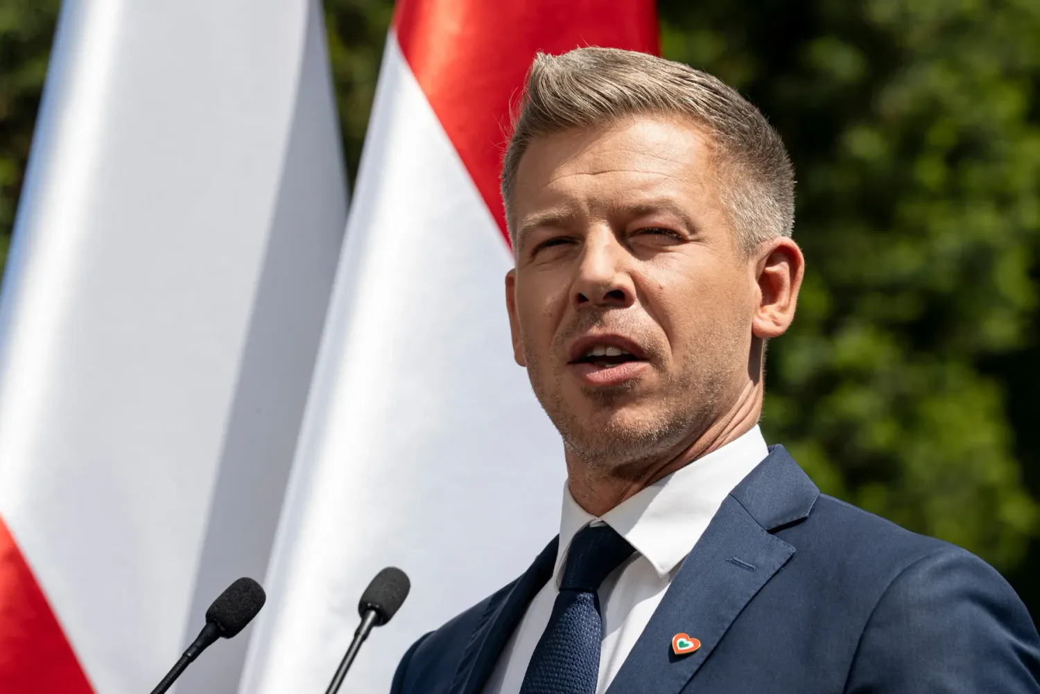 Новий прем’єр Угорщини заявив про “цілі цвинтарі” проблем у бюджеті після Орбана
