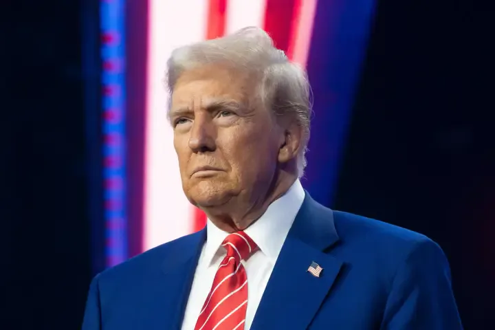 Трамп подякував Сі Цзіньпіну та путіну за нейтральну позицію під час війни з Іраном