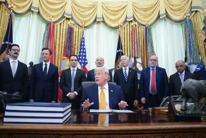 Трамп заявив, що загроза ядерної зброї Ірану важливіша за ризики для світової економіки